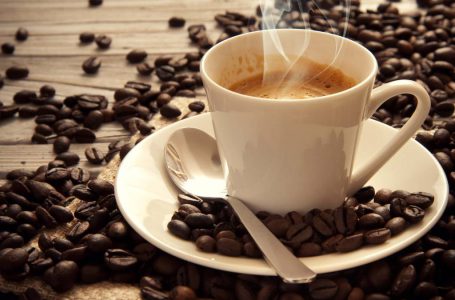Tomar café podría ayudarte a quemar grasa